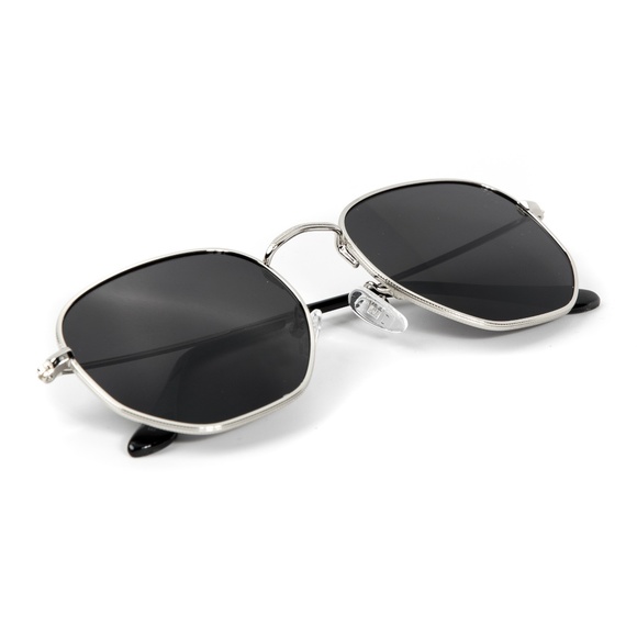 Black Tint Silver Frame Summer Sunglasses - Picture 3 of 3